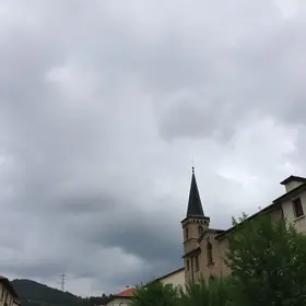 Castanhal deve ter um dia de céu nublado com pancadas rápidas