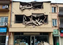 Fachada de conjunto de lojas desaba em centro comercial de Castanhal, no Pará